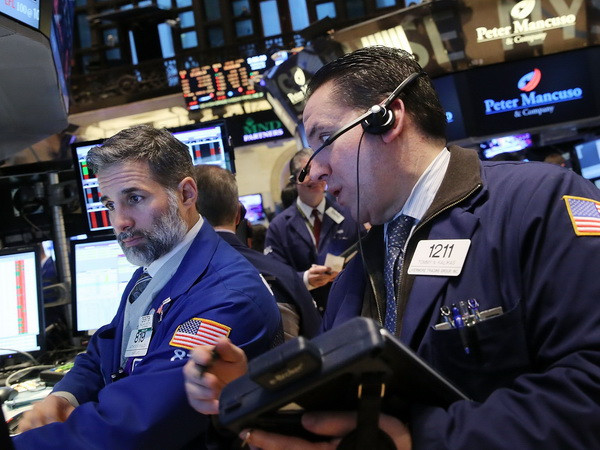 Chứng khoán Mỹ "án binh bất động" chờ kết quả đàm phán nợ ở Hy Lạp ảnh 1
