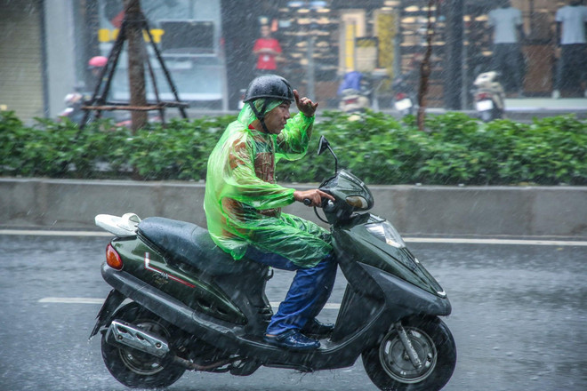 Ảnh minh họa. (Ảnh: Minh Sơn/Vietnam+) Bắc Bộ có mưa rào và dông, vùng núi có mưa vừa, mưa to ảnh 1