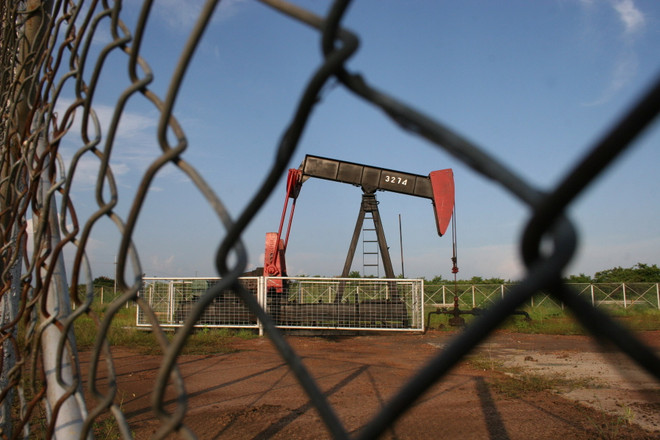 Tổng thống Venezuela kêu gọi thay đổi hoàn toàn mô hình kinh tế ảnh 1