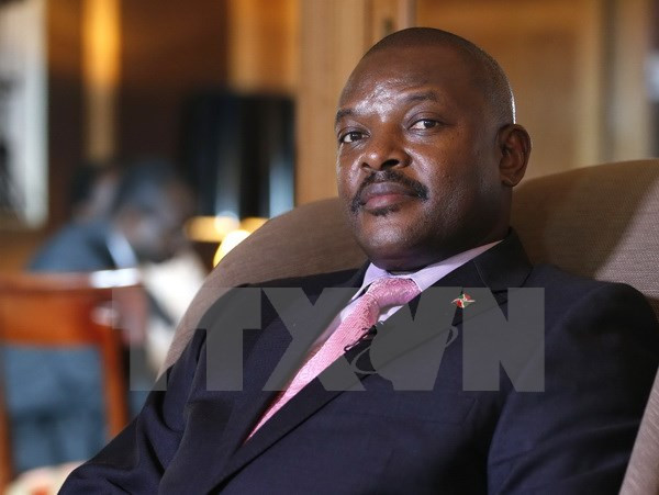 EU, Mỹ kêu gọi Burundi hoãn bầu cử sau biểu tình đẫm máu ảnh 1