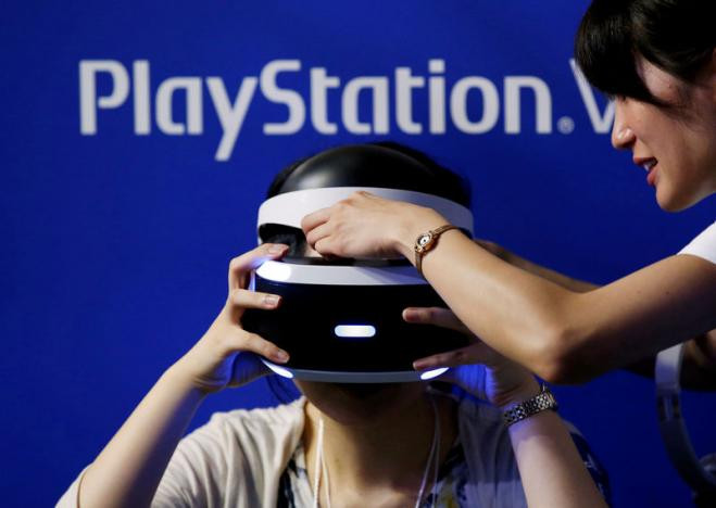 Sony bước vào cuộc đua thực tế ảo với kính PlayStation VR ảnh 1
