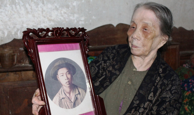 Yêu cầu kiểm tra tin "Gần nửa thế kỷ mới biết con là liệt sỹ" ảnh 1