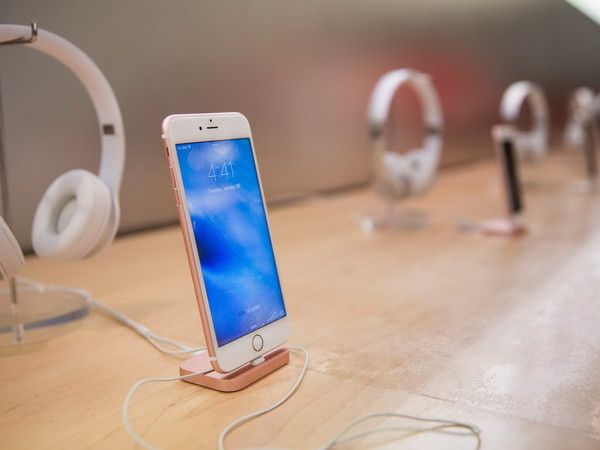 Apple tìm đường tấn công thị trường đông dân nhất thế giới ảnh 1