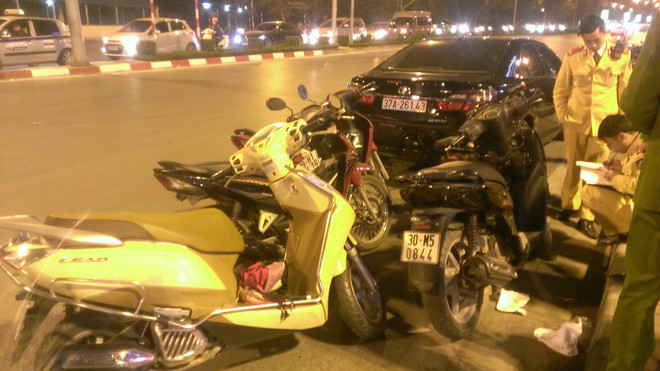 Đâm xe liên hoàn làm nhiều người bị thương, một người nguy kịch ảnh 2