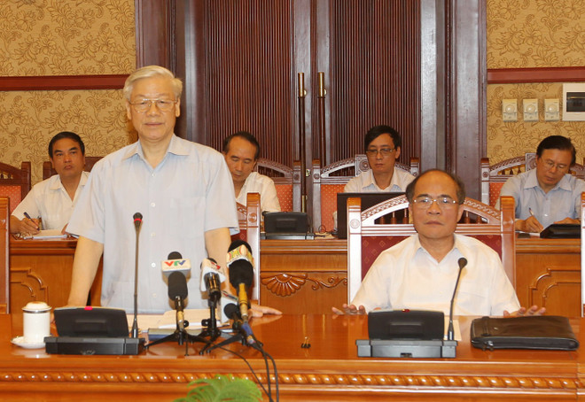 Tổng Bí thư chủ trì phiên họp Tiểu ban Văn kiện Đại hội Đảng XII ảnh 1