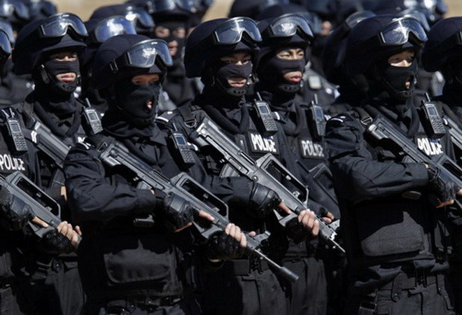 Thường vụ Quốc hội Trung Quốc thảo luận dự luật chống khủng bố ảnh 1