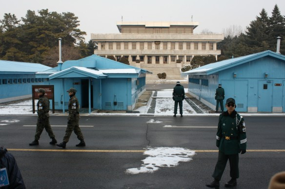 Triều Tiên cho hồi hương công dân Hàn Quốc vượt biên trái phép ảnh 1