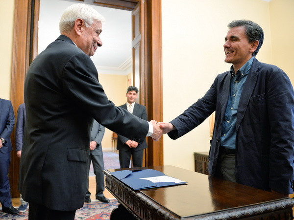 [Video] Hy Lạp nhanh chóng bổ nhiệm Bộ trưởng Tài chính mới ảnh 1