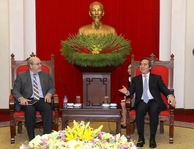 Trưởng Ban Kinh tế TW tiếp Đoàn công tác của Quỹ Tiền tệ Quốc tế ảnh 1