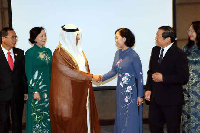 Trưởng Ban Dân vận Trung ương Trương Thị Mai hội kiến Phó Chủ tịch Quốc hội Mohammed Bin Abdullah Al-Sulaiti. (Ảnh: Ngự Bình/TTXVN) Trưởng Ban Dân vận Trung ương Trương Thị Mai thăm, làm việc tại Qatar ảnh 1