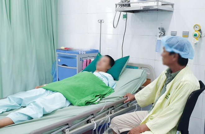 Đà Nẵng: Cứu sống thanh niên bị vật nhọn đâm vào ngực ảnh 1