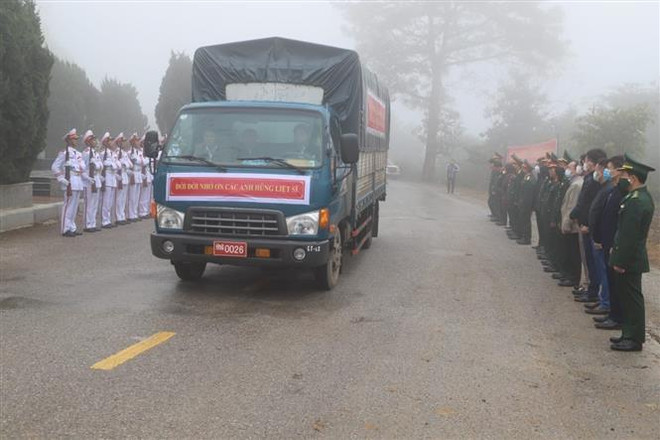 Hồi hương 10 hài cốt liệt sỹ quân tình nguyện Việt Nam tại Lào ảnh 3