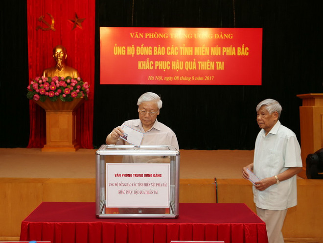 Tổng Bí thư Nguyễn Phú Trọng quyên góp ủng hộ đồng bào Tây Bắc ảnh 1