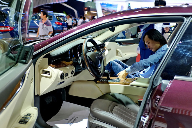 Doanh nghiệp ôtô ra sức kích cầu, doanh số bán hàng vẫn giảm ảnh 1