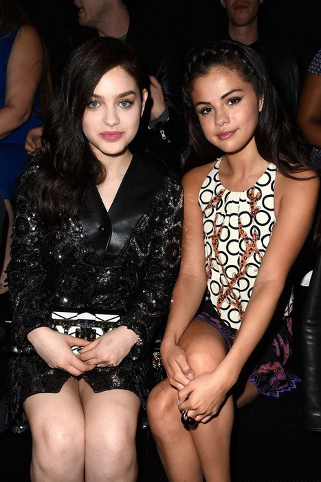 Ngắm dàn sao khoe "gu" thời trang tại các tuần lễ thời trang ảnh 15