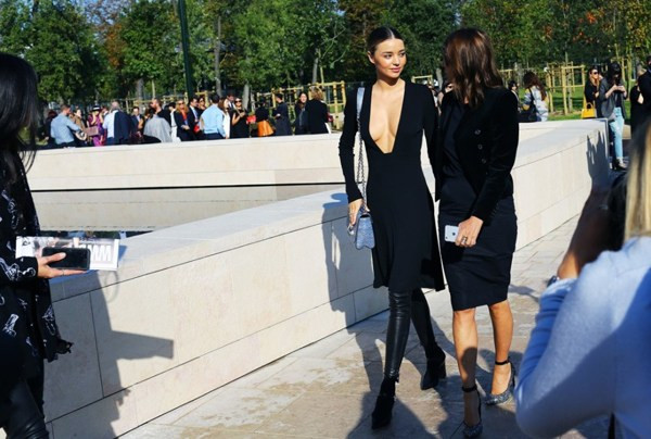 Ngắm dàn sao khoe "gu" thời trang tại các tuần lễ thời trang ảnh 13
