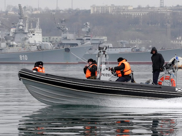 Bị chặn đường sắt, Crimea nhờ Nga mở đường qua eo biển ảnh 1