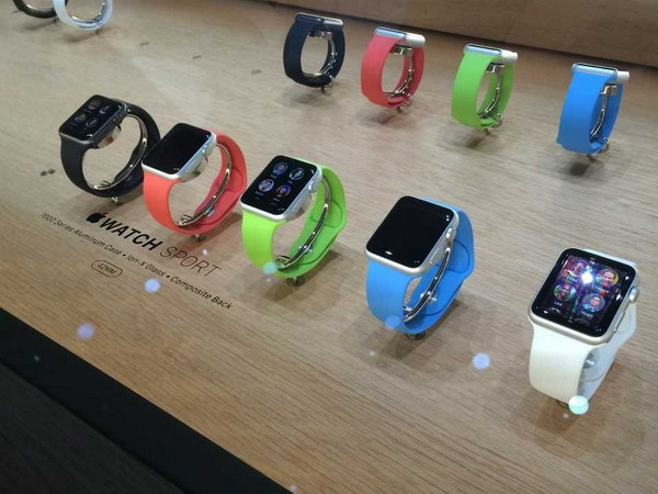 25% lượng khách hàng hứng thú với đồng hồ thông minh Apple ảnh 1
