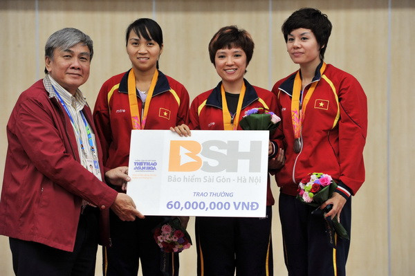 Đội tuyển bắn súng nữ Việt Nam tại ASIAD 17. (Ảnh: Hữu Quý/TTXVN) "Thành tích của đoàn Việt Nam ở ASIAD chưa hẳn đã là thất bại" ảnh 1