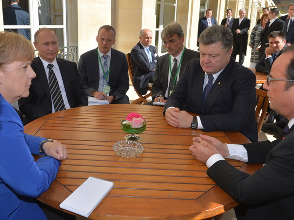 [Video] Bộ tứ Normandy ủng hộ ngừng bắn tại miền Đông Ukraine ảnh 1