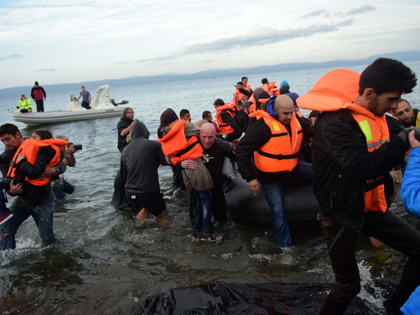 [Video] Hơn 1 triệu người di cư tới châu Âu bằng đường biển trong 2015 ảnh 1