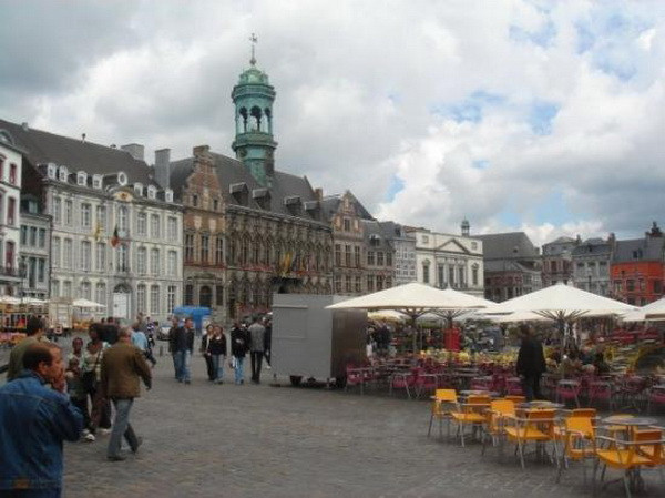 5 thành phố châu Âu được dự báo hút khách nhất trong năm 2015 ảnh 5