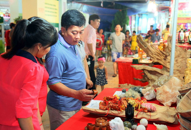 TP.HCM phát động chương trình Du lịch mua sắm năm 2014 ảnh 1