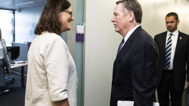 Mỹ và EU hướng tới một thỏa thuận thương mại trong dài hạn ảnh 1