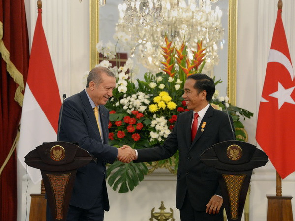 Tổng thống Thổ Nhĩ Kỳ thăm Indonesia trao đổi về chống khủng bố ảnh 1