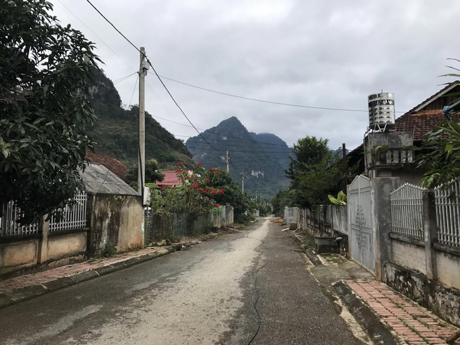 Khẩn trương hoàn thiện đề án ổn định vùng tái định cư thủy điện Sơn La ảnh 2