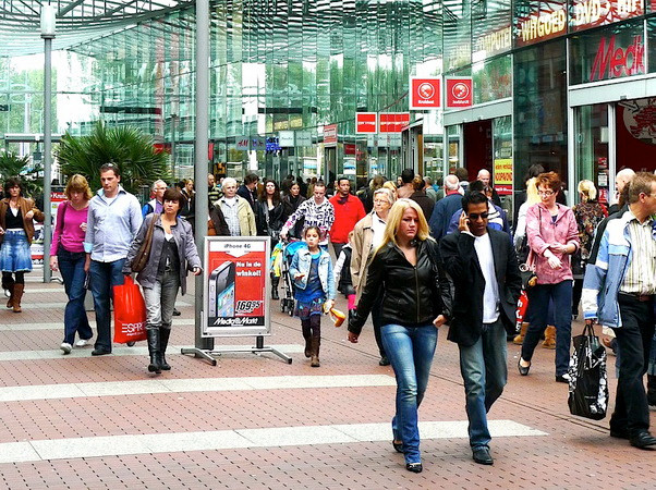 ECB kêu gọi các nền kinh tế EU đẩy mạnh cải cách sâu rộng hơn ảnh 1