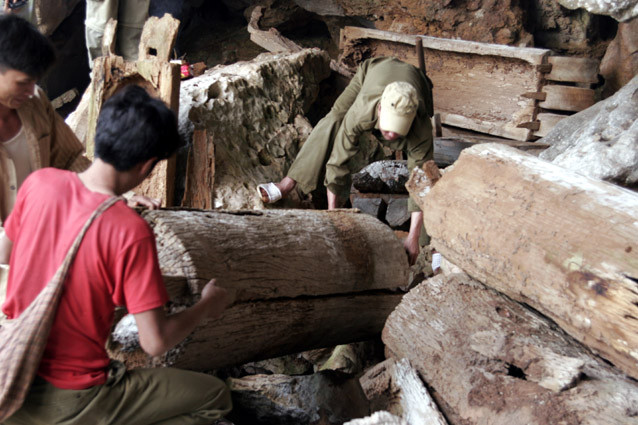 Kỳ bí thế giới mộ cổ táng treo trong hang ở Suối Bàng ảnh 2