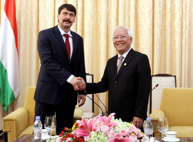 Tổng thống Hungary Ader Janos thăm Thành phố Hồ Chí Minh ảnh 1