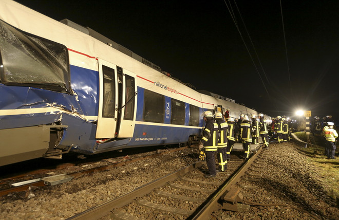 Tai nạn đường sắt nghiêm trọng tại Đức làm gần 50 người bị thương ảnh 1