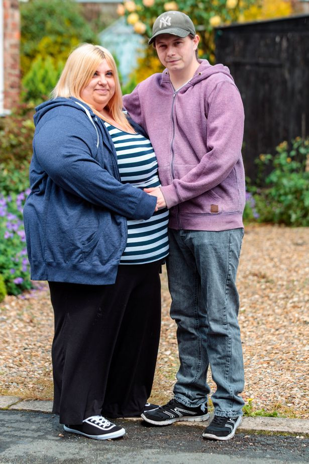 Người mẫu ngoại cỡ: Thà béo tròn chứ không chịu giảm cân ảnh 2