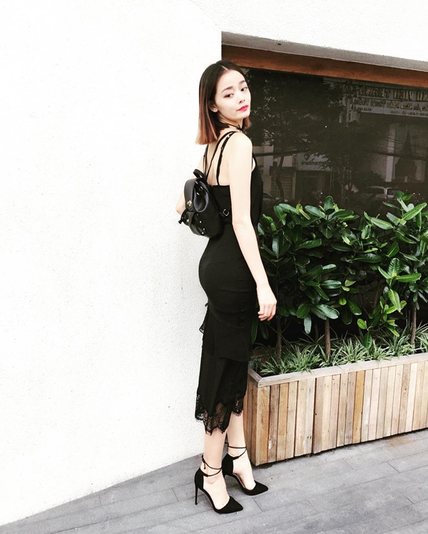 "Xúng xính" váy áo cùng các người đẹp xuống phố đón Thu ảnh 11