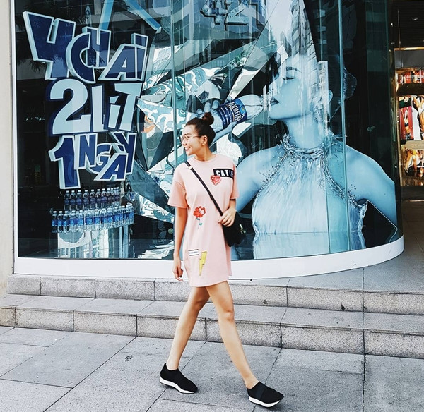 "Xúng xính" váy áo cùng các người đẹp xuống phố đón Thu ảnh 13