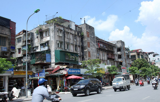 Ảnh chỉ mang tính minh họa. (Tuấn Anh/TTXVN) Tranh cãi đánh thuế nhà: Ngân sách hụt thu, người dân chịu gánh nặng? ảnh 2
