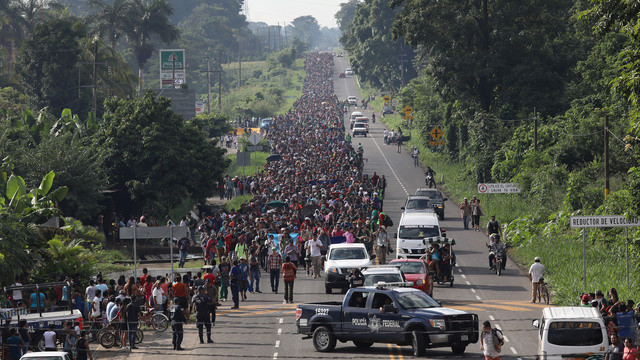 Mỹ có thể điều hàng nghìn binh sỹ tới biên giới với Mexico ảnh 1