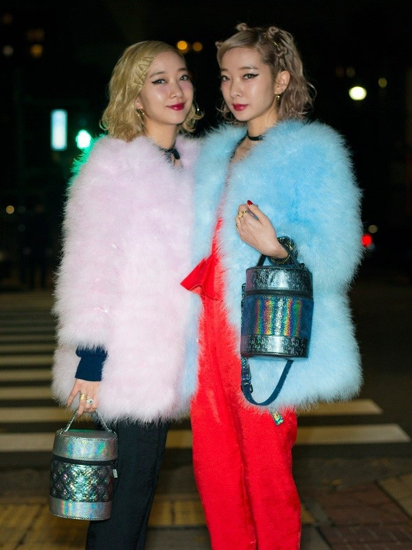 Đồ đôi phong cách cho hai nàng bạn thân tung tăng xuống phố ảnh 7