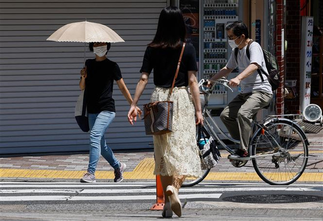 Nhật Bản nới lỏng các biện pháp hạn chế phòng chống dịch ảnh 1