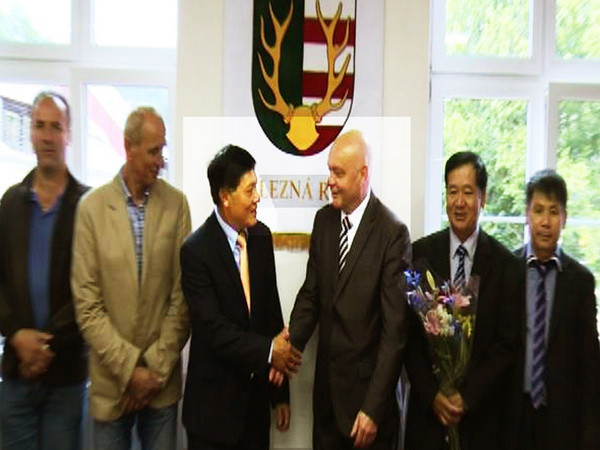 Thử thách của người Việt ở Séc – nhìn từ thành phố cửa khẩu ảnh 1