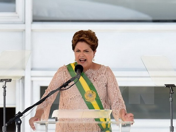 Tổng thống D. Rousseff: Khủng hoảng kinh tế không khiến Brazil tê liệt ảnh 1