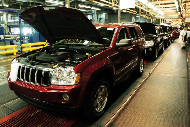 Chrysler báo lỗi hàng trăm nghìn xe đa dụng do lỗi kỹ thuật ảnh 1