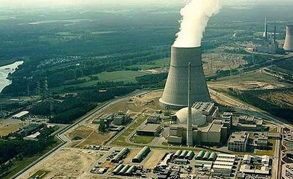 Nhà máy điện hạt nhân Iran tại Bushehr. (Ảnh: endtimeheadlines.wordpress.com) Iran bắt giữ nhiều gián điệp gần trung tâm hạt nhân Bushehr ảnh 1