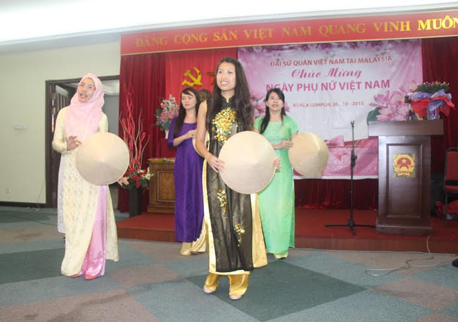 Kiều bào ở Malaysia tổ chức kỷ niệm ngày phụ nữ Việt Nam 20/10 ảnh 1