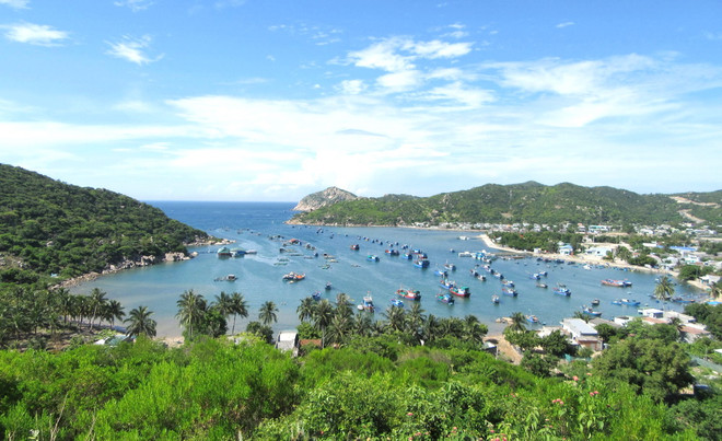 Thay đổi tầm nhìn để tạo “bứt phá” cho kinh tế biển miền Trung ảnh 1