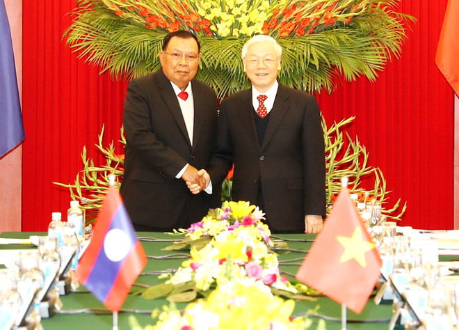 Tăng cường quan hệ chính trị giữa hai nước Việt Nam và Lào ảnh 1