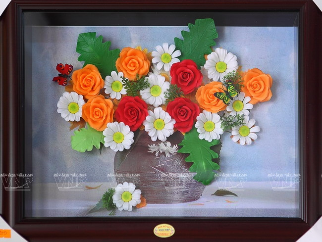 Làm hoa bằng đất sét: Thổi hồn vào những nắm bột đất vô tri ảnh 18