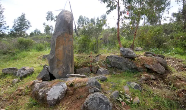 Quần thể hơn 500 viên đá đứng được tìm thấy ở Tây Ban Nha ảnh 1